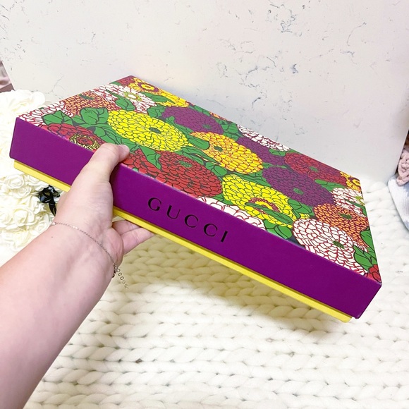 Authentic Gucci ULTRA RARE Collector’s Limited Ed. Ken Scott Puzzle - Picture 2 of 14